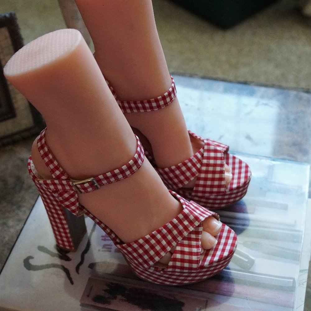 Rue21 etc! Fashion Gingham Open Toe Heel Sz 7/8M - Picture 2 of 16